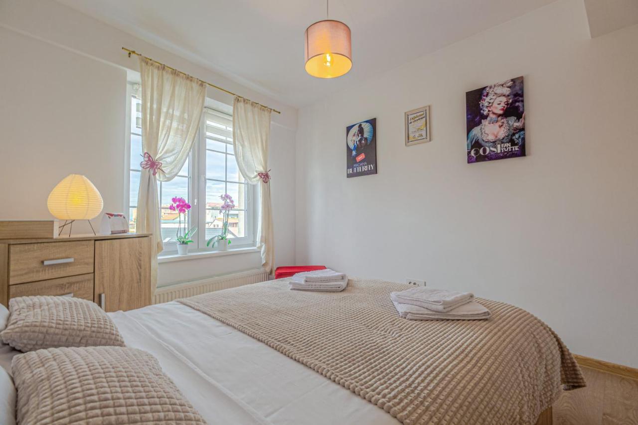 Apartmán Opera Apart Brašov Exteriér fotografie